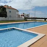 Palmeiras - T1 Com Piscina Apartment *