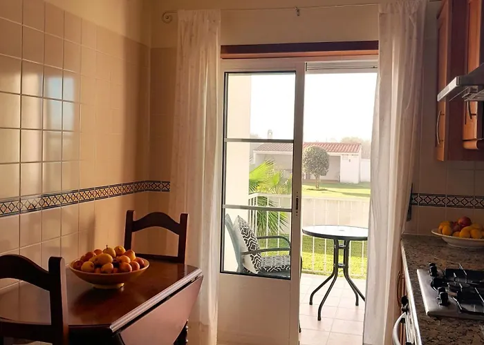 Palmeiras - T1 Com Piscina Apartment