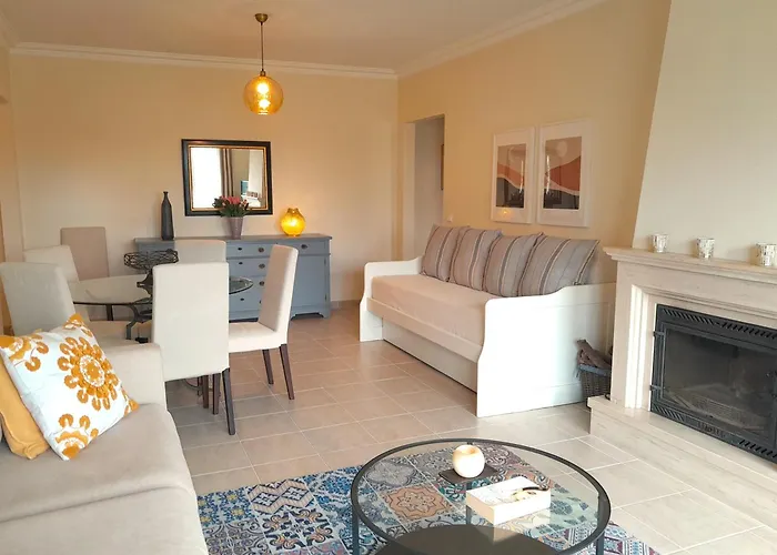 Palmeiras - T1 Com Piscina Baleal